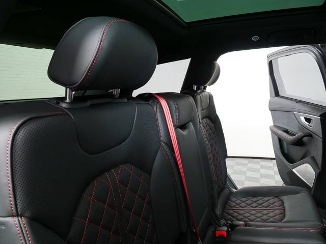 New 2026 Audi Q7 3.0T Prestige AWD/4WD image 24