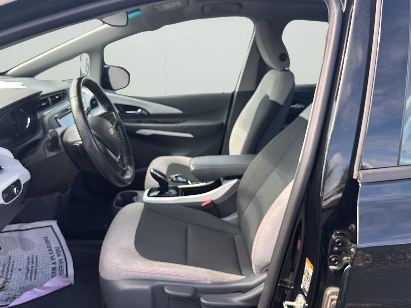 Used 2020 Chevrolet Bolt LT image 13