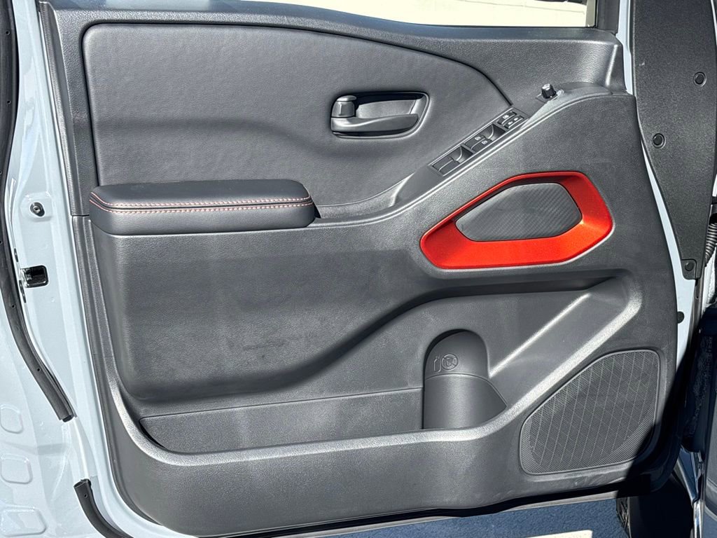 New 2026 Nissan Frontier PRO-4X w/ Pro-4x Convenience Package image 17