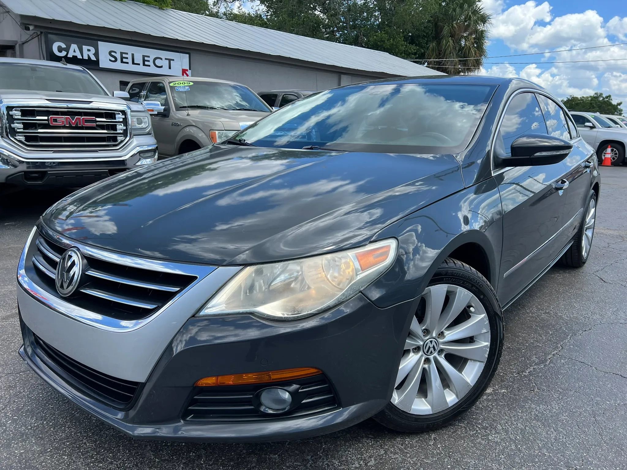 Used 2012 Volkswagen CC R-Line FWD image 1