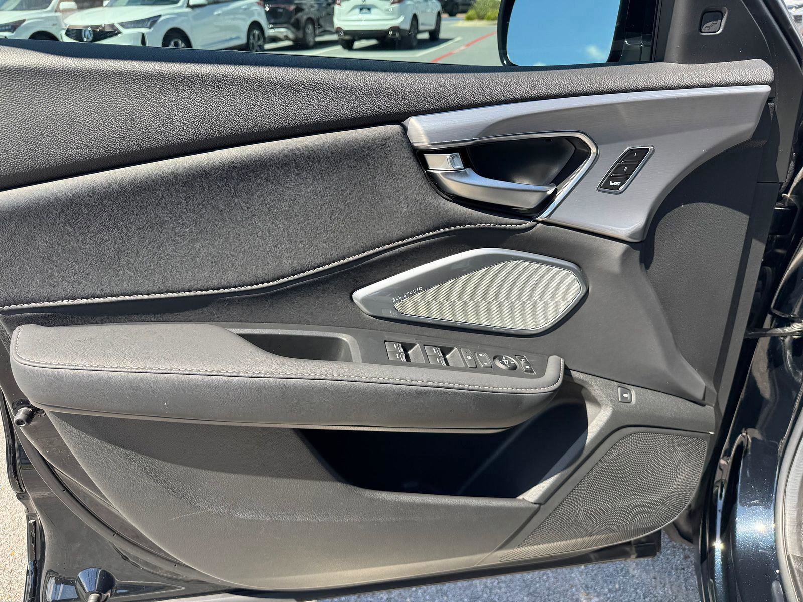 Used 2024 Acura RDX SH-AWD w/ Technology Package image 7