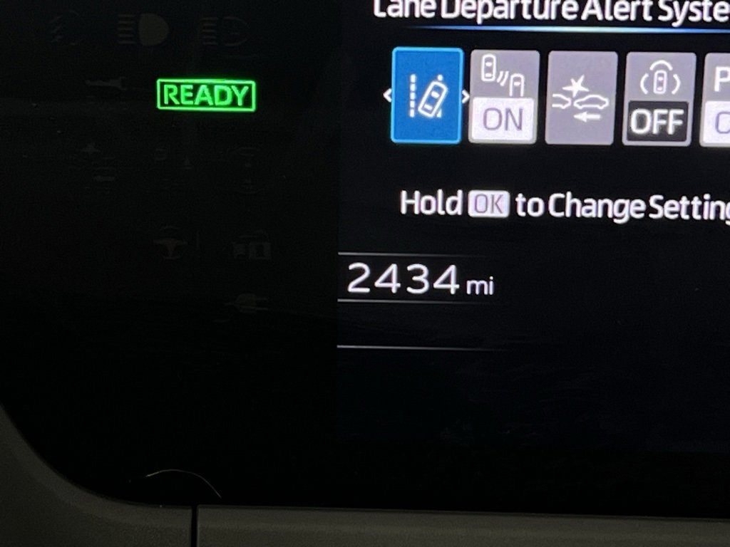 Used 2024 Toyota bZ4X XLE w/ Weather Package image 19