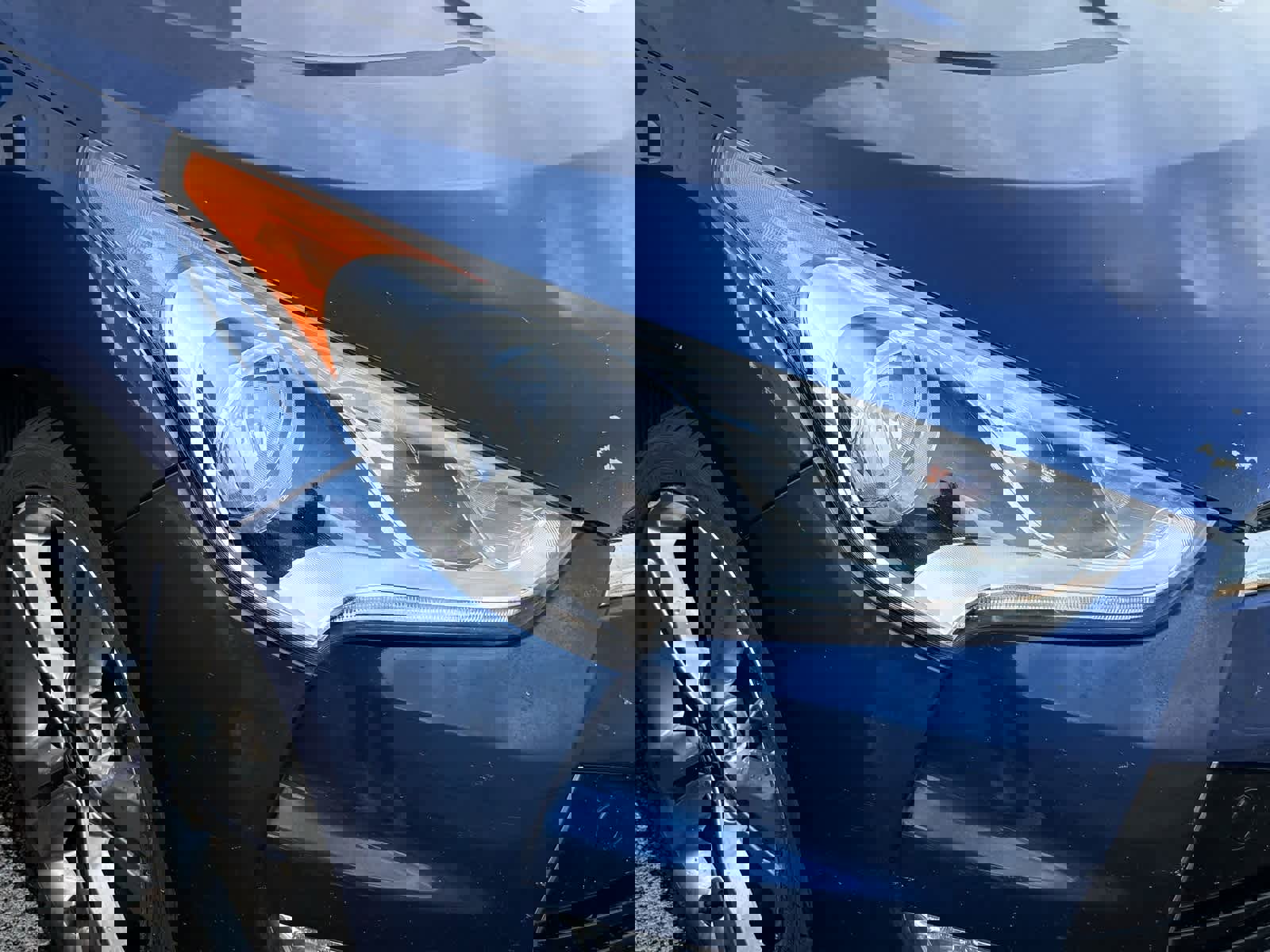 Used 2017 Hyundai Veloster Value Edition image 21