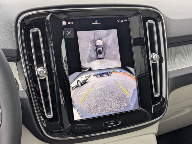 New 2026 Volvo XC40 B5 Plus w/ Protection Package Premier image 23