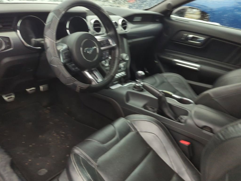 Used 2017 Ford Mustang Premium w/ Ecoboost Performance Package image 7