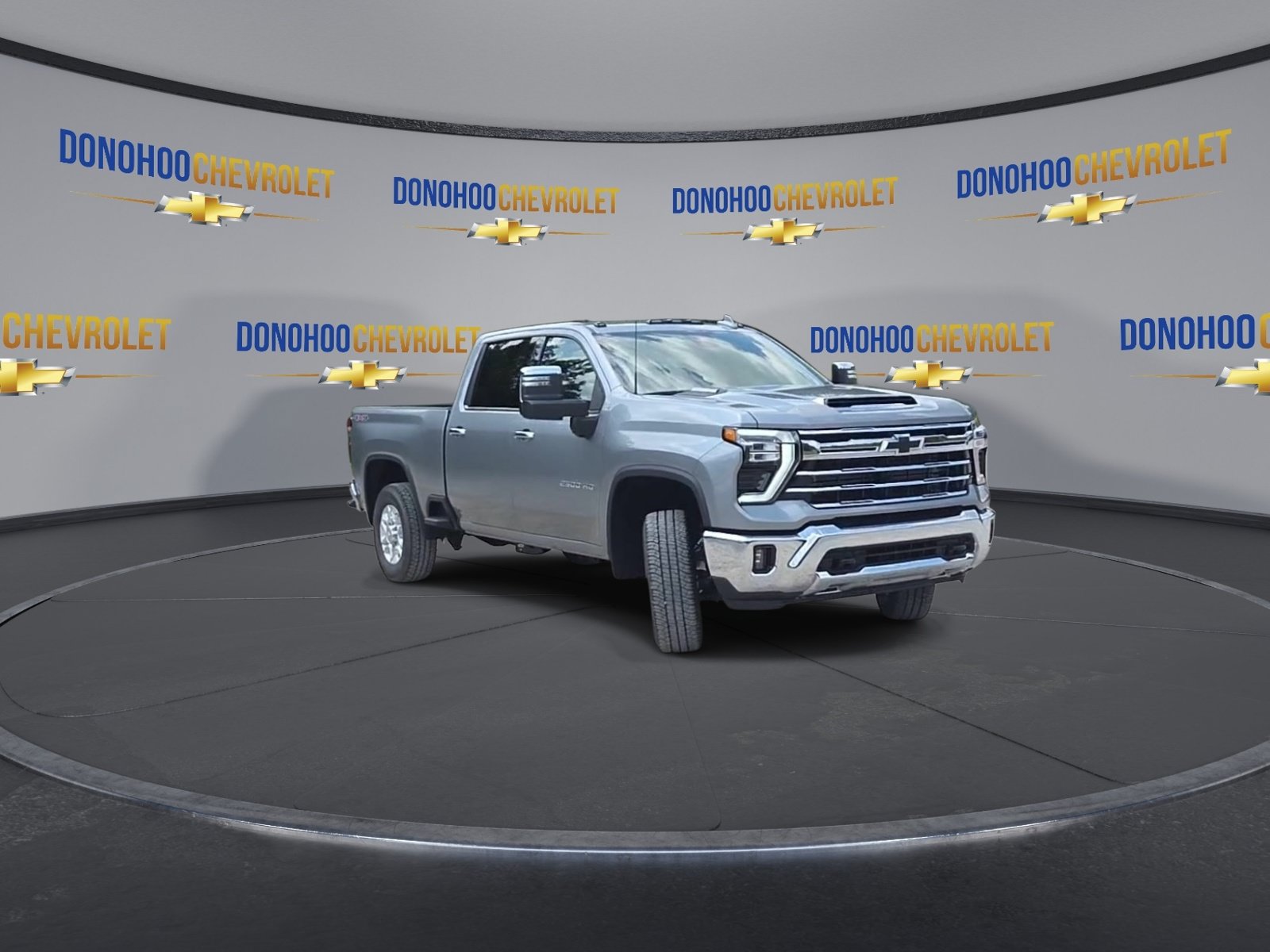 New 2026 Chevrolet Silverado 2500 LTZ w/ LTZ Convenience Package AWD/4WD image 5