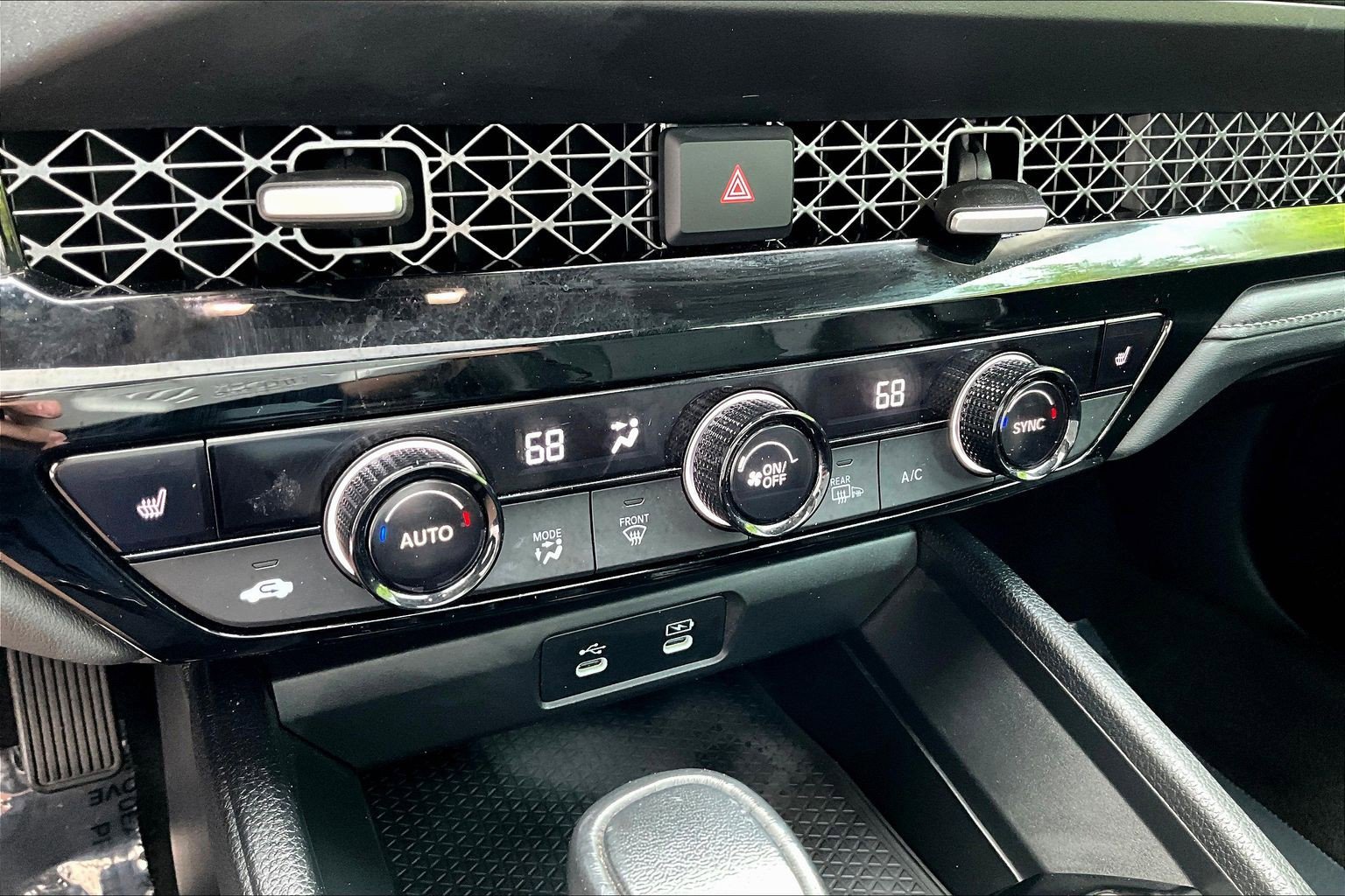 Used 2023 Honda Accord EX-L image 16