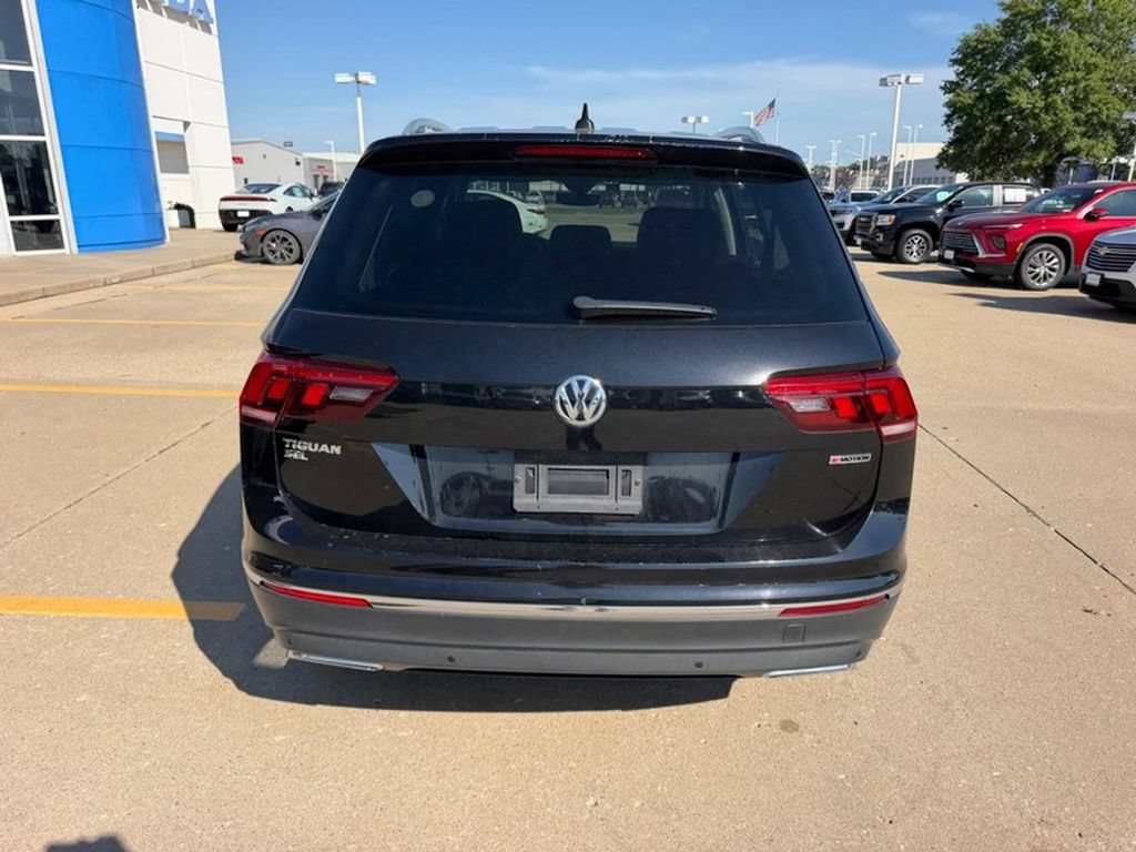 Used 2019 Volkswagen Tiguan SEL Premium AWD/4WD image 3