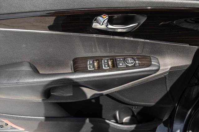 Used 2020 Kia Sorento EX FWD image 13