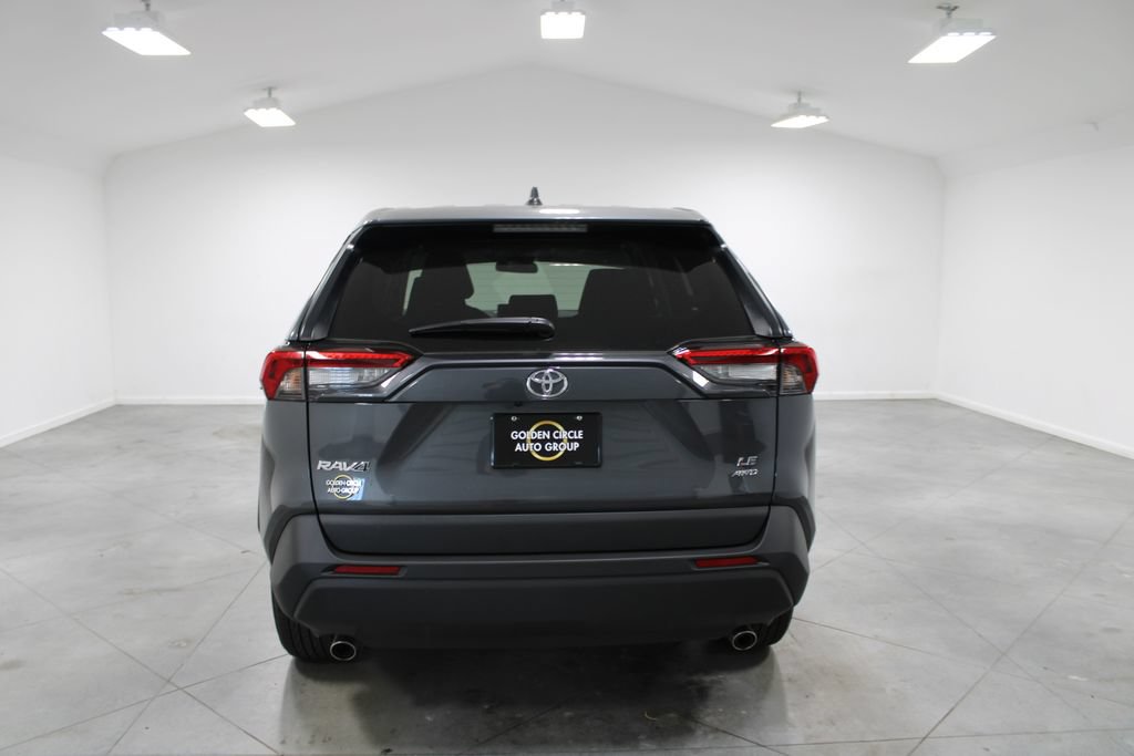 Used 2025 Toyota RAV4 LE AWD/4WD image 8