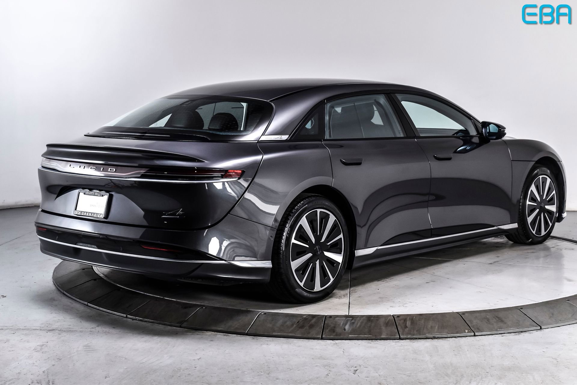 Used 2024 Lucid Air Touring AWD/4WD image 6