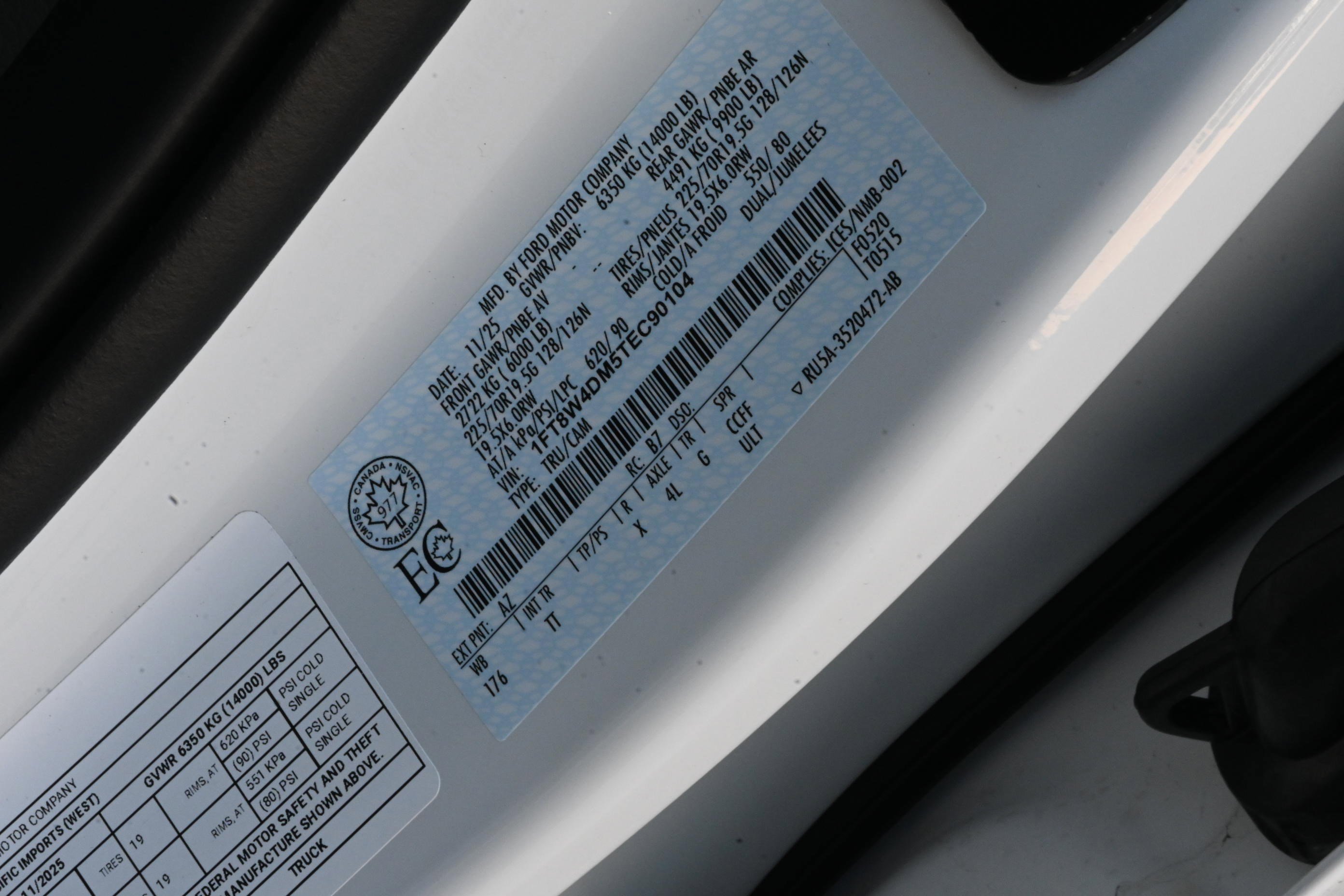 Used 2026 Ford F450 Platinum w/ Platinum Plus Package image 39