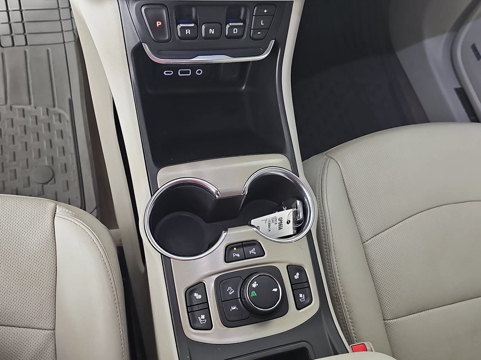 Used 2018 GMC Terrain Denali w/ Advanced Safety Package FWD image 21