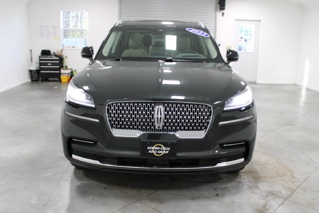 Used 2023 Lincoln Aviator Reserve w/ Equipment Group 201A AWD/4WD image 3