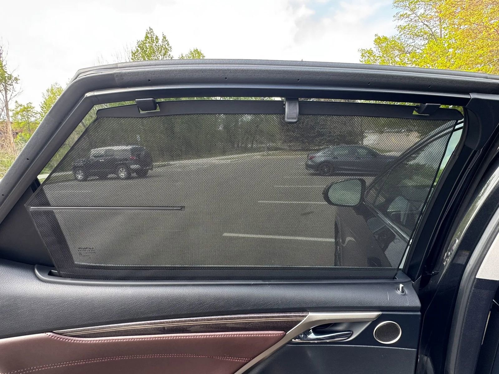 Used 2017 Lexus RX 450h AWD w/ Luxury Package image 33