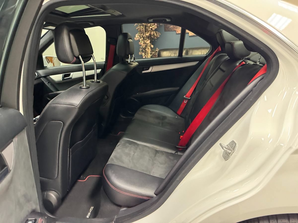 Used 2013 Mercedes-Benz C 300 4MATIC Sedan image 41