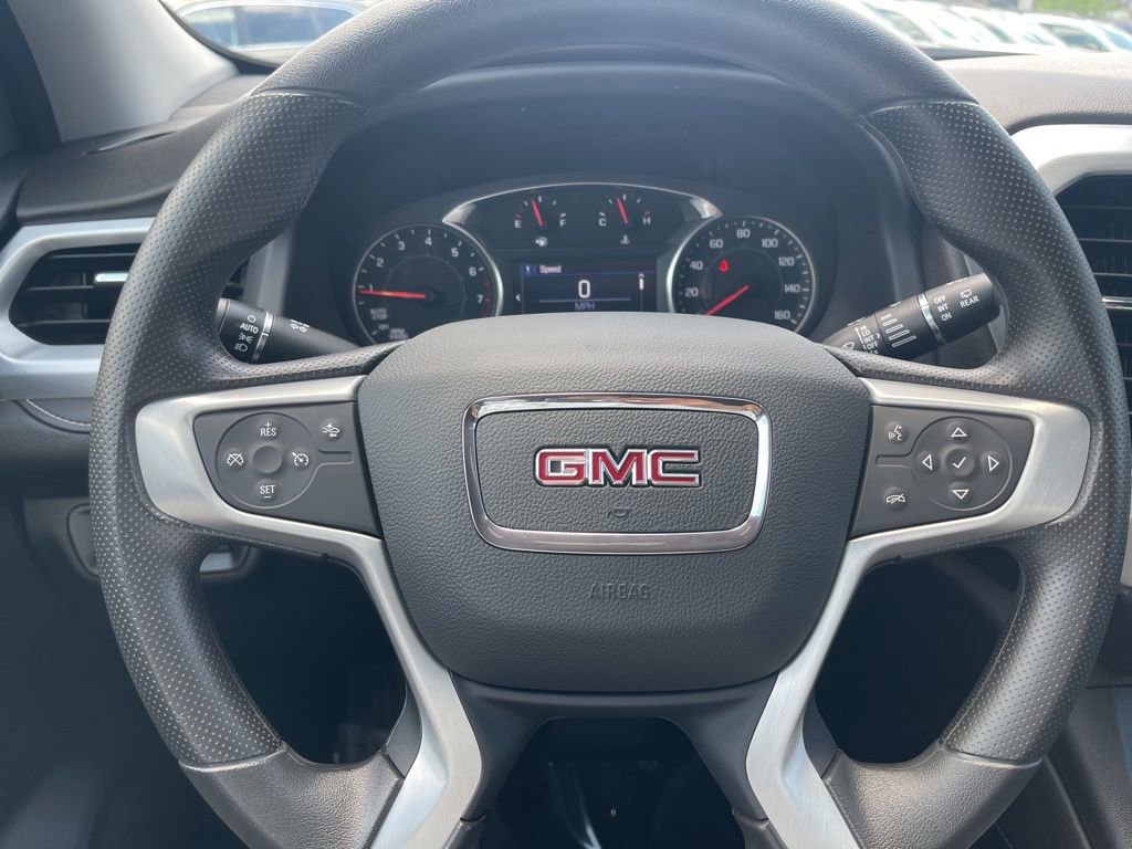 Used 2022 GMC Acadia SLE w/ Driver Convenience Package FWD image 9