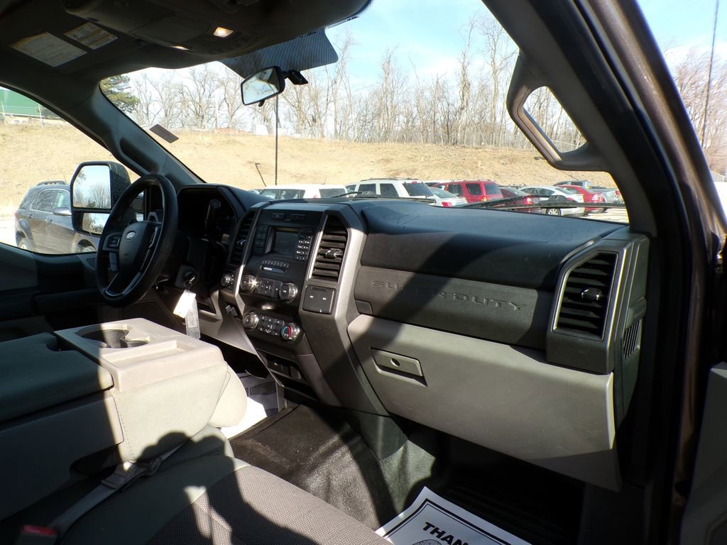 Used 2019 Ford F350 XL w/ Power Equipment Group AWD/4WD image 15