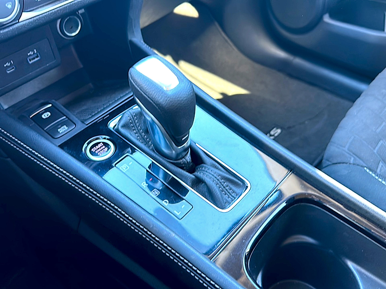 Used 2023 Nissan Kicks SV image 34