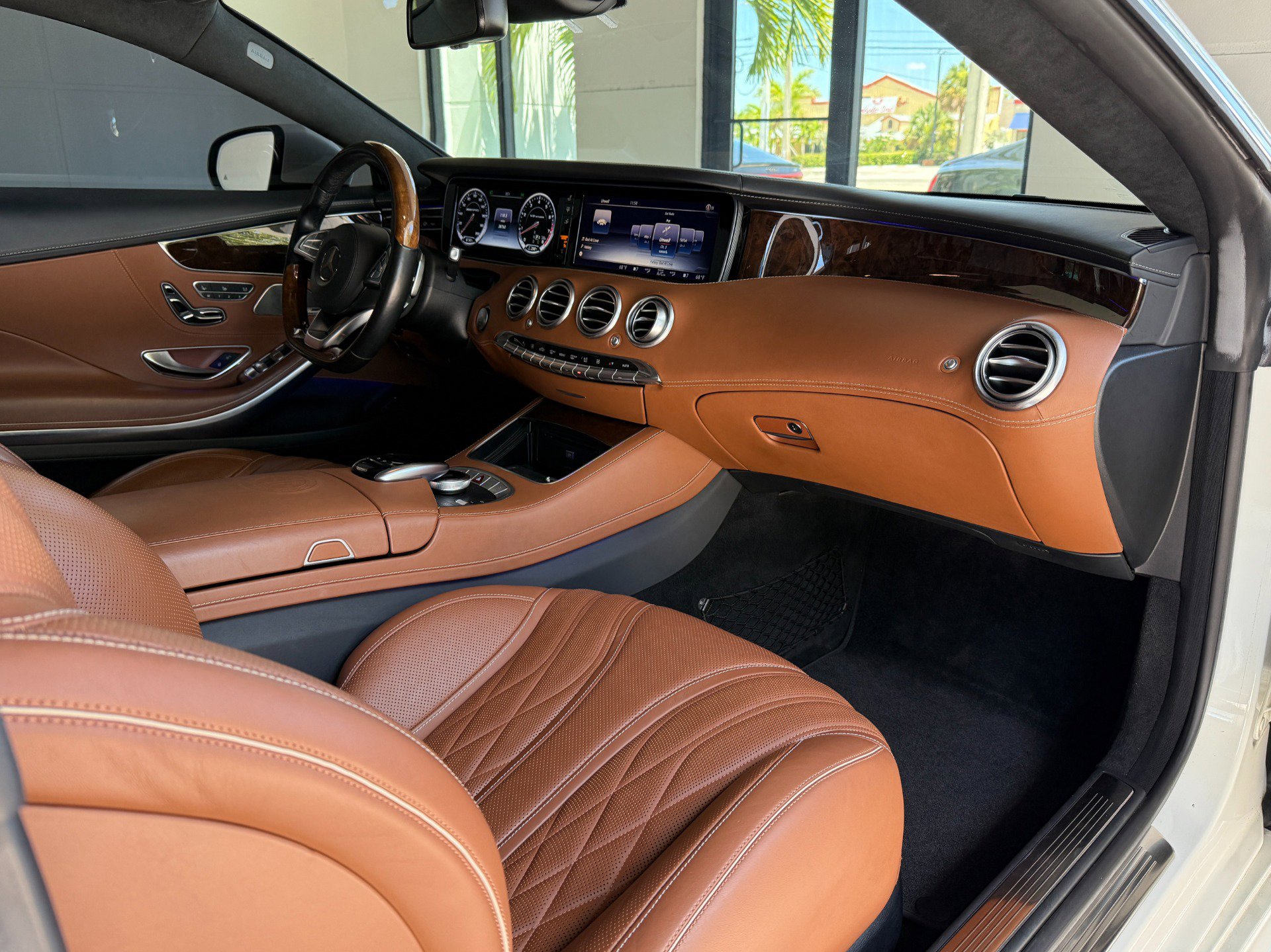 Used 2015 Mercedes-Benz S 63 AMG 4MATIC Coupe image 30