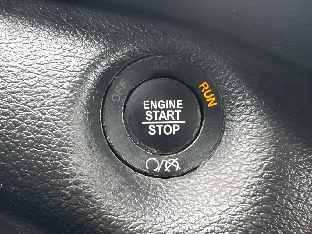 Used 2022 Jeep Cherokee Latitude Lux AWD/4WD image 19