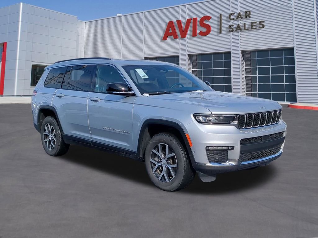 Used 2024 Jeep Grand Cherokee L Limited w/ Luxury Tech Group II image 9