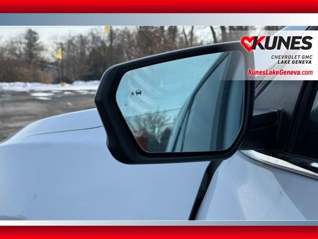 Used 2024 Chevrolet Equinox LT image 25