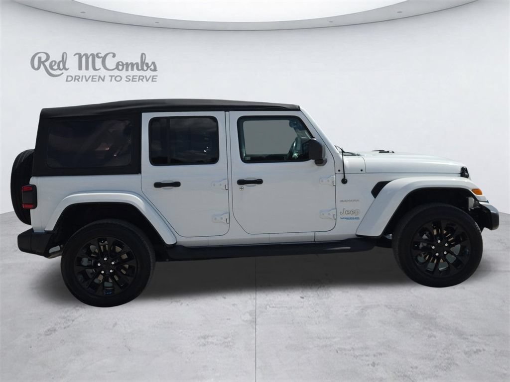 Used 2022 Jeep Wrangler Unlimited Sahara AWD/4WD image 8