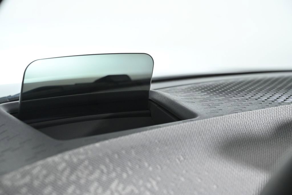 Used 2025 MINI Cooper 2-Door Hardtop image 23