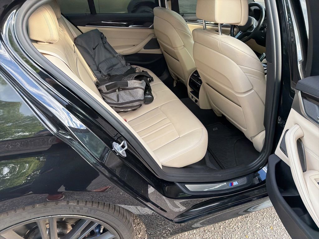 Used 2018 BMW M550i xDrive AWD/4WD image 30