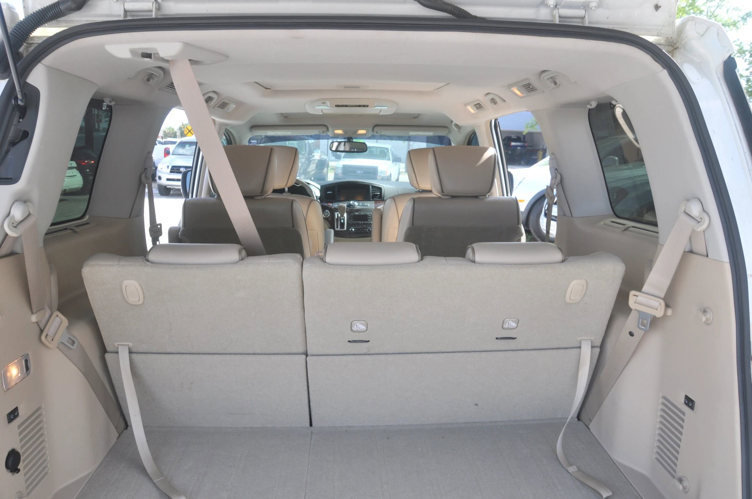 Used 2012 Nissan Quest LE w/ Value Cargo Pkg image 33