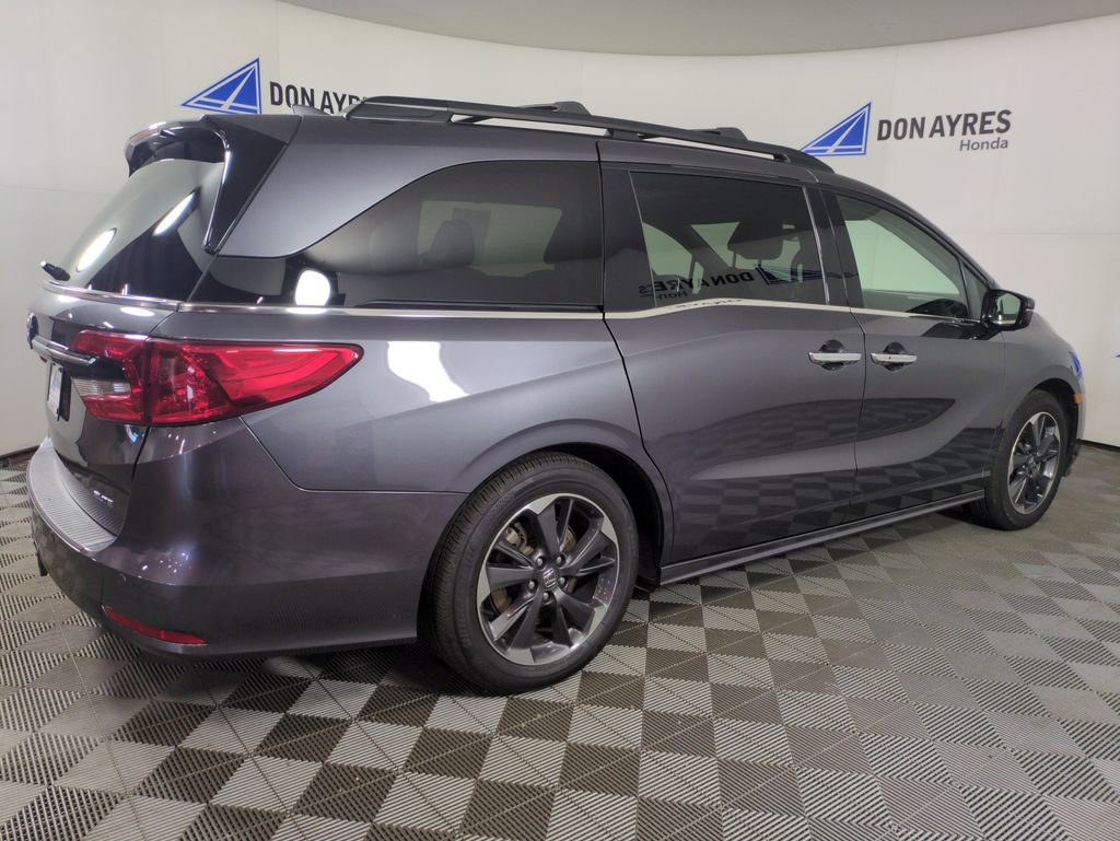 Used 2024 Honda Odyssey Elite image 9