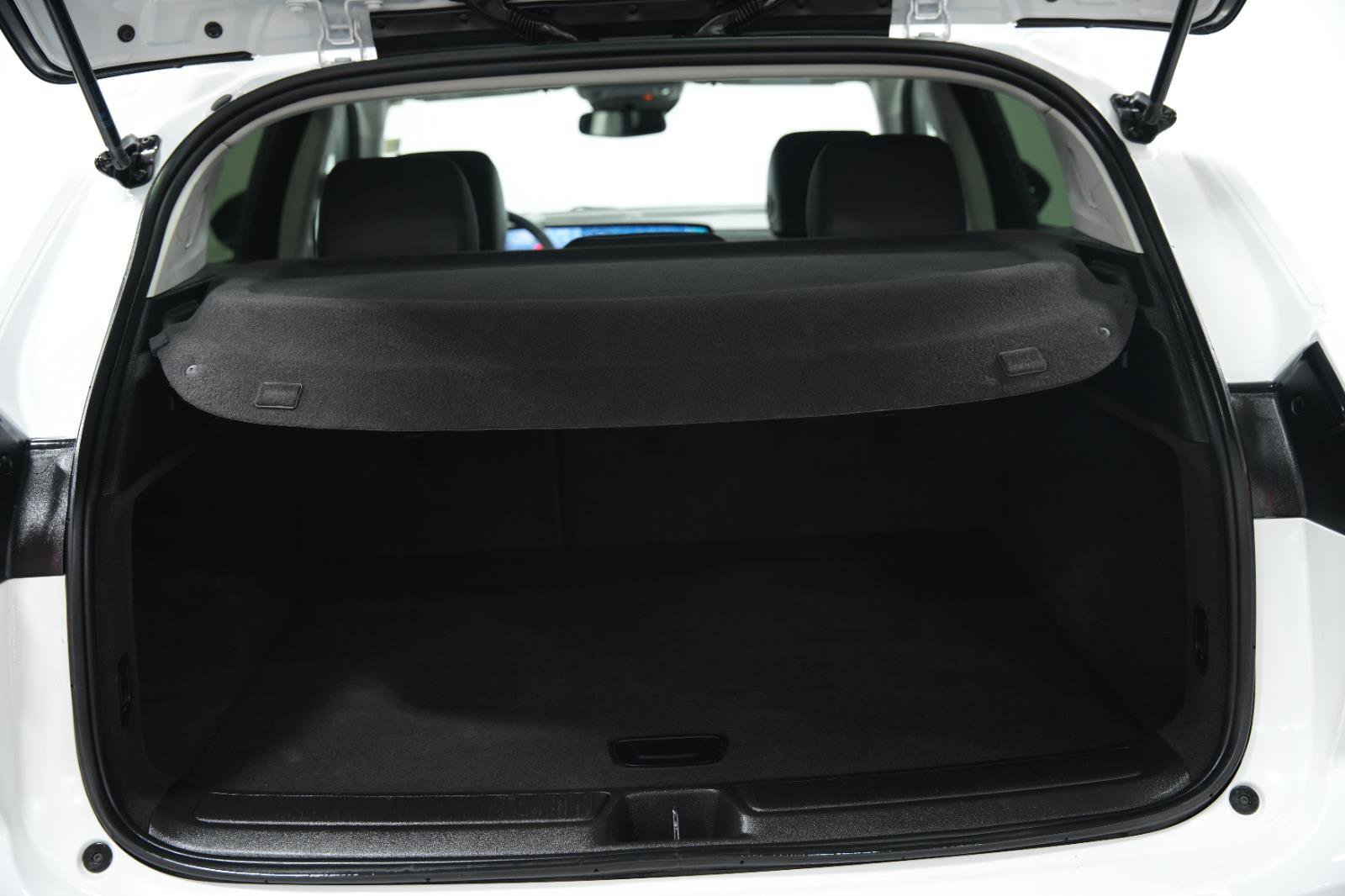 Used 2025 Buick Envision Sport Touring image 13