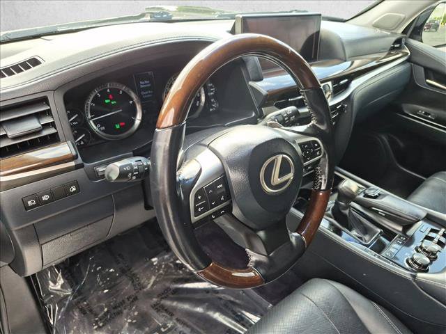 Used 2018 Lexus LX 570 4WD image 10