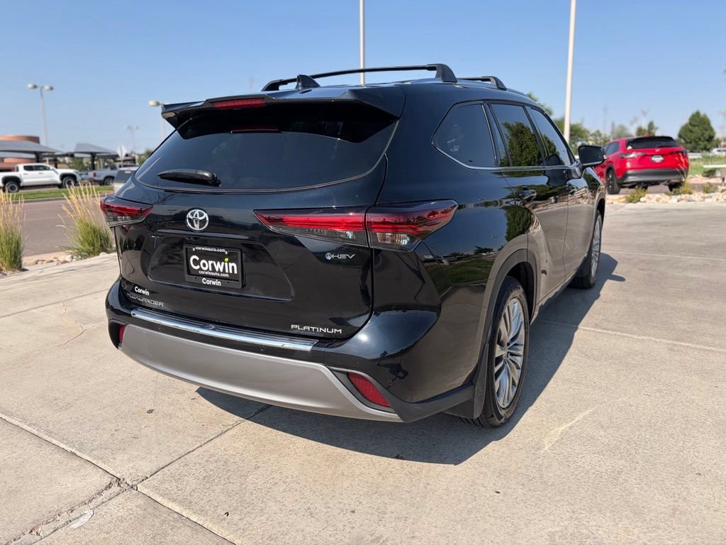 Used 2026 Toyota Highlander Platinum AWD/4WD image 10