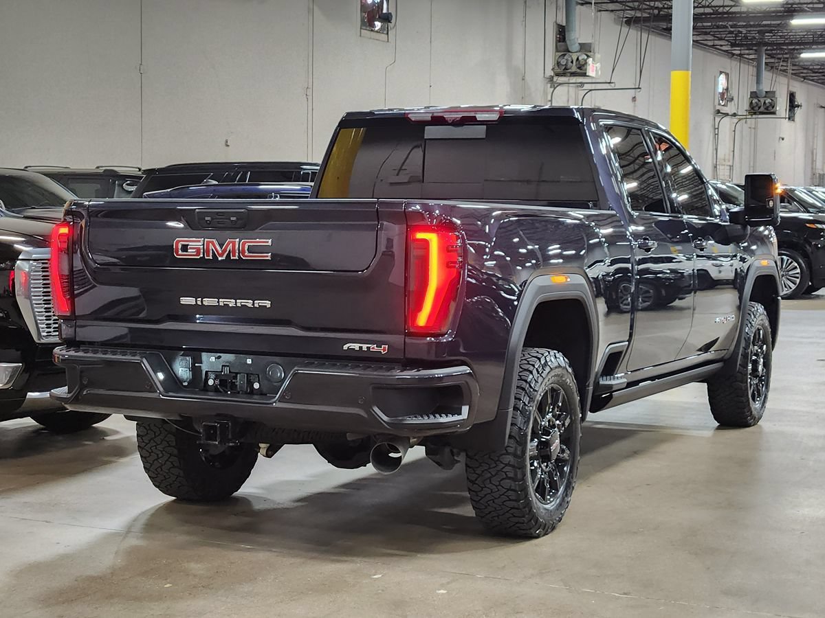 Used 2024 GMC Sierra 2500 AT4 w/ AT4 Premium Plus Package AWD/4WD image 8