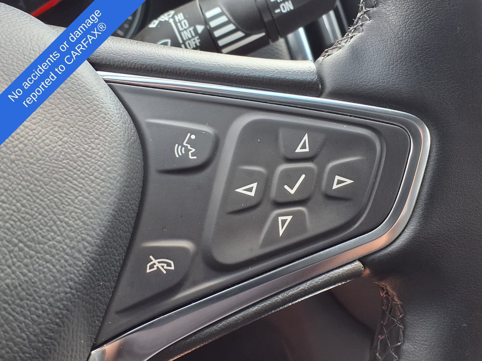 Used 2024 Chevrolet Equinox LT FWD image 28