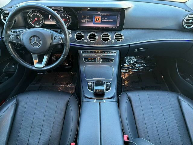 Used 2018 Mercedes-Benz E 300 image 17