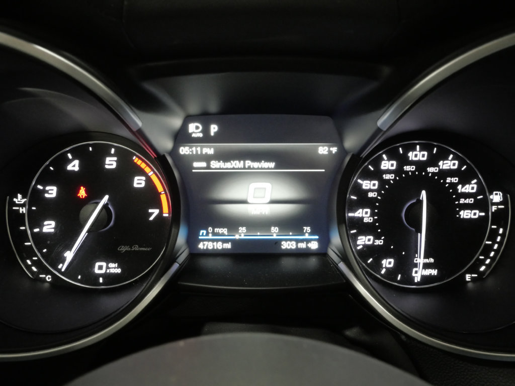 Used 2023 Alfa Romeo Stelvio Veloce AWD/4WD image 16
