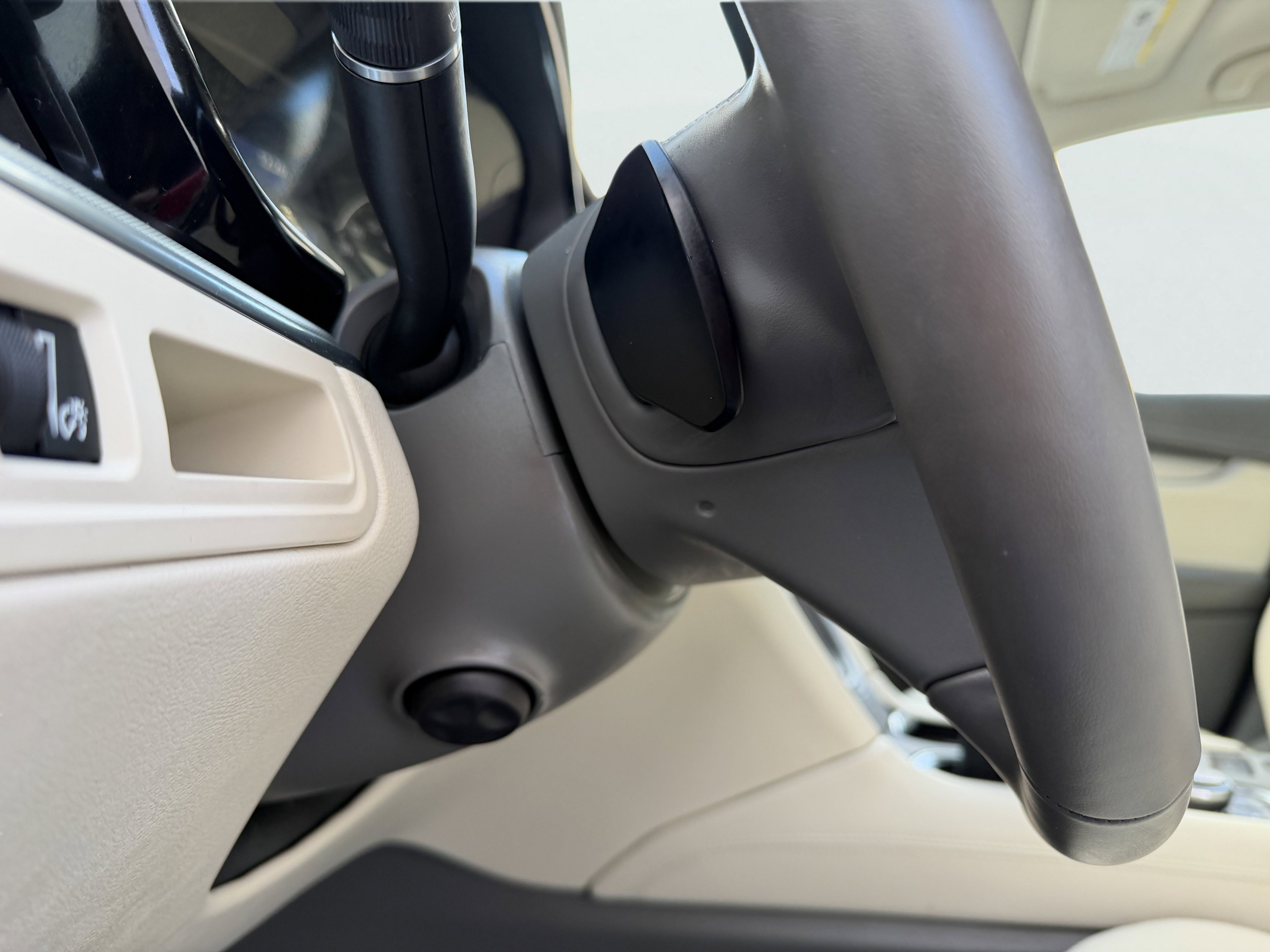 Used 2025 Cadillac XT5 Premium Luxury image 28