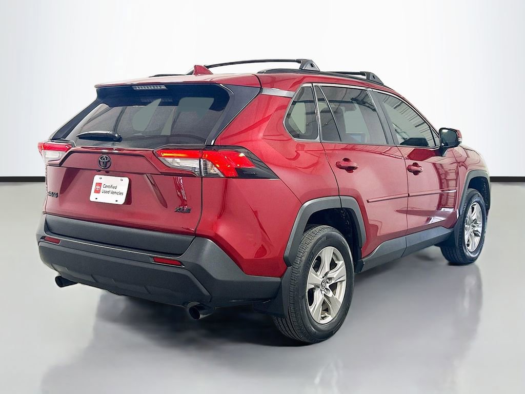 Used 2025 Toyota RAV4 XLE w/ Convenience Package FWD image 4