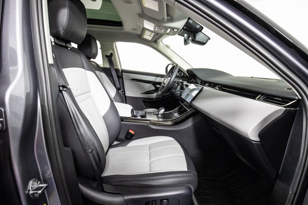 Used 2024 Land Rover Range Rover Evoque Dynamic SE AWD/4WD image 10