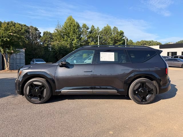 Certified 2024 Kia EV9 GT-Line AWD/4WD image 2