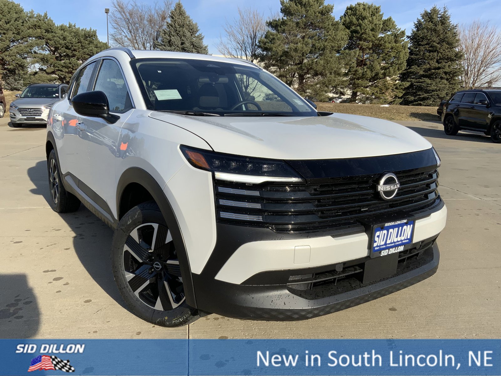 New 2026 Nissan Kicks SV w/ SV Premium Package image 2