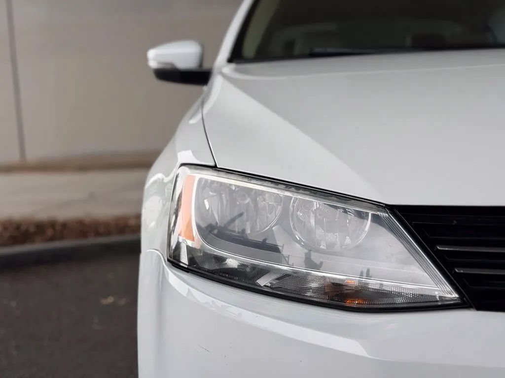 Used 2014 Volkswagen Jetta TDI FWD image 11