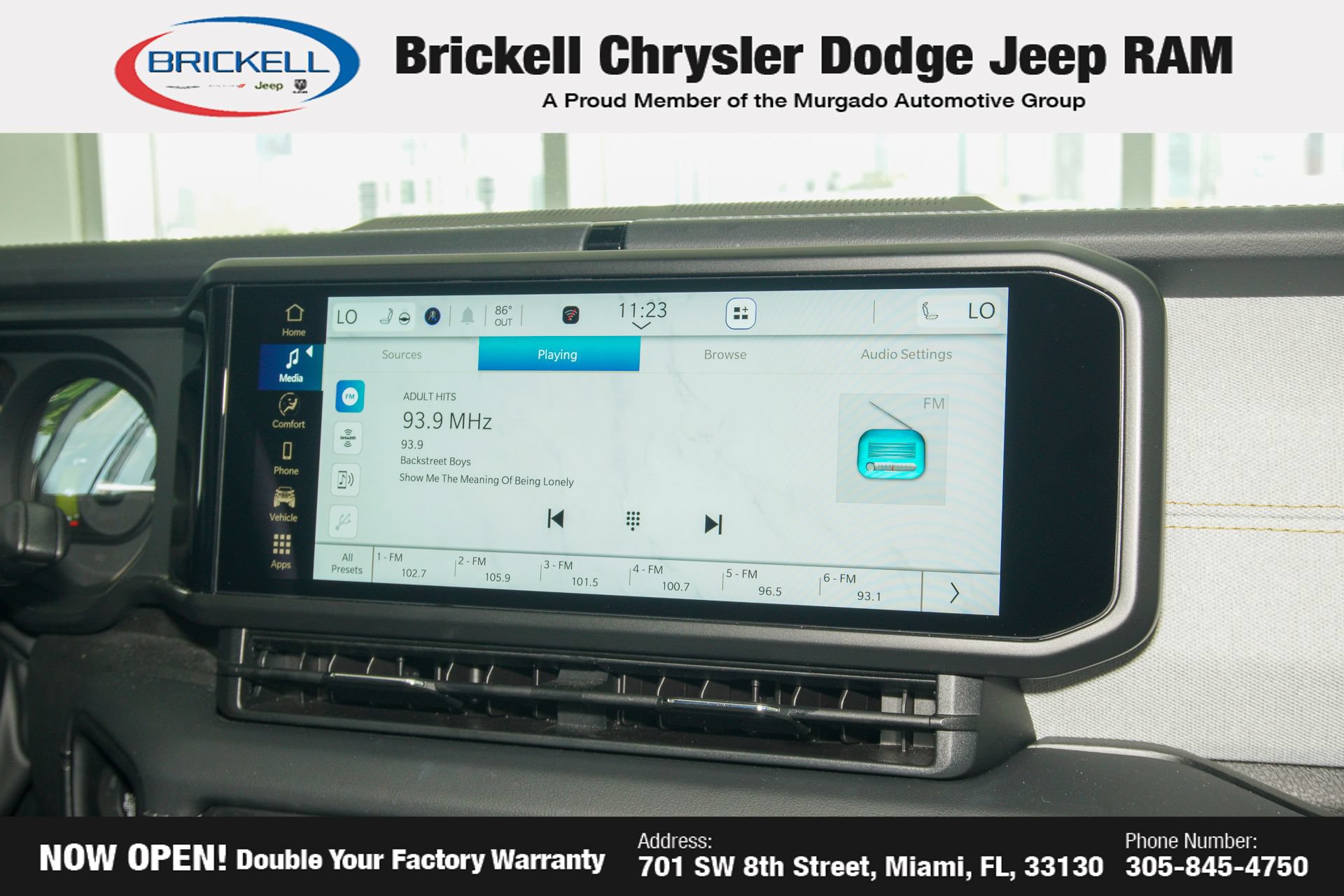 Used 2024 Jeep Wrangler Unlimited Sahara AWD/4WD image 22
