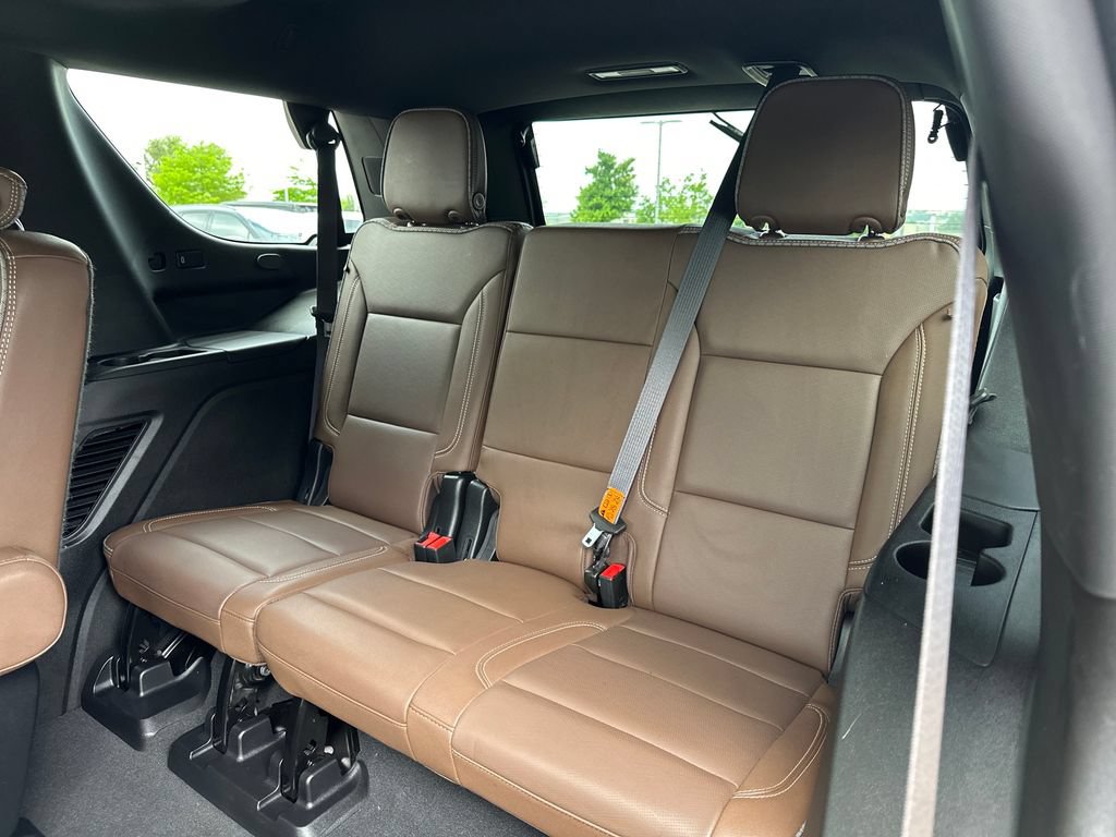 Used 2023 Chevrolet Tahoe High Country AWD/4WD image 34