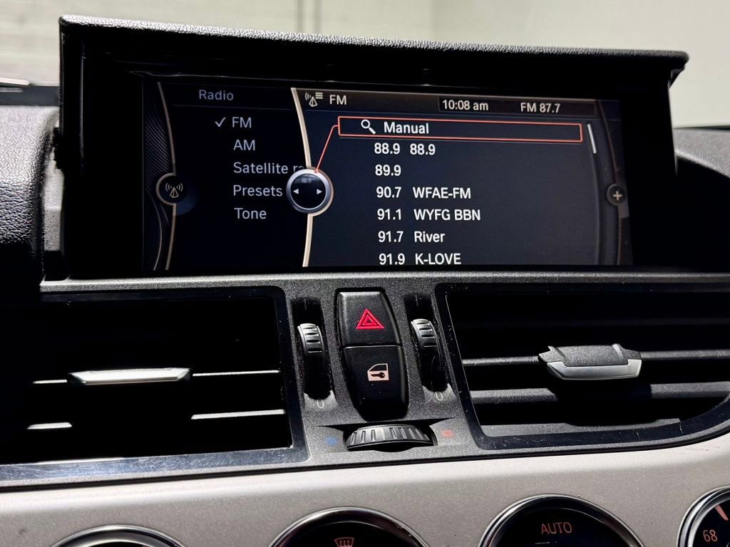 Used 2015 BMW Z4 sDrive28i image 17