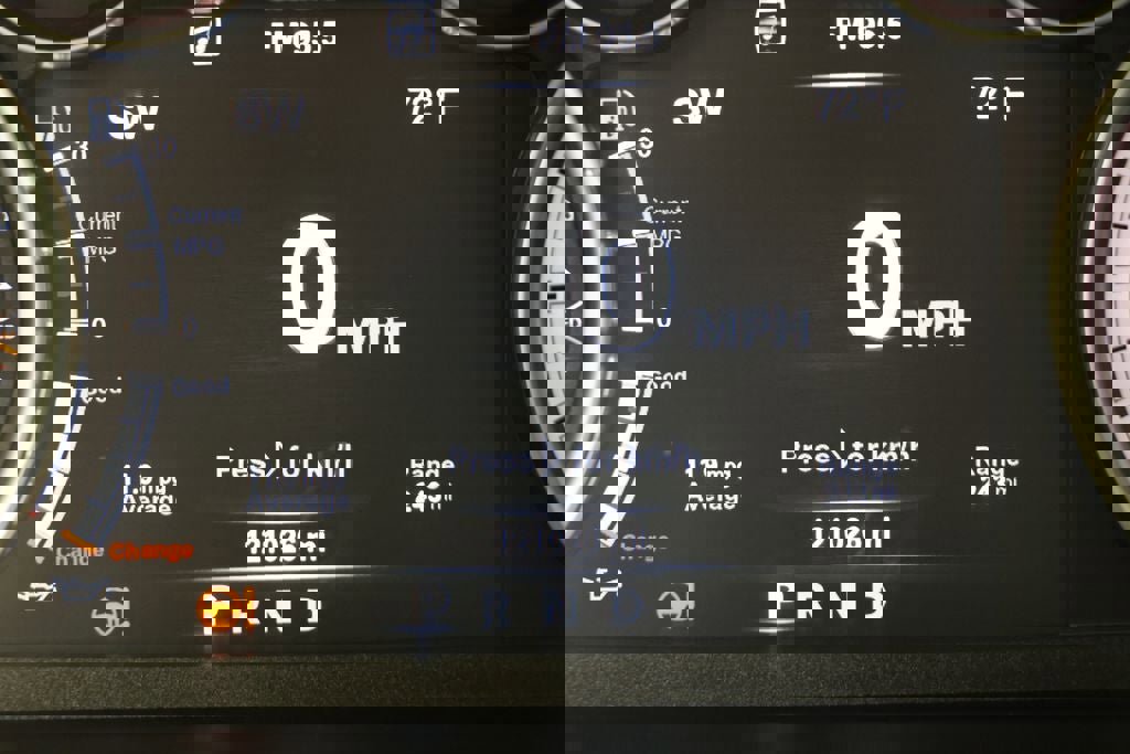 Used 2018 RAM 1500 Laramie w/ Convenience Group image 24