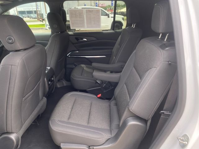 Used 2025 Chevrolet Traverse LT FWD image 30